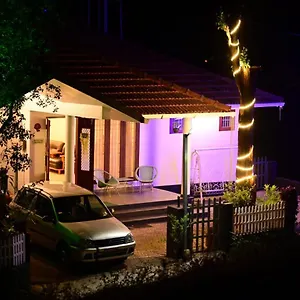  Homestay Valley India