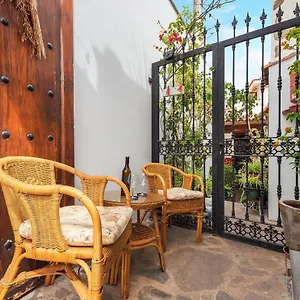 https://casa-hilaria.tenerifehoteles.net